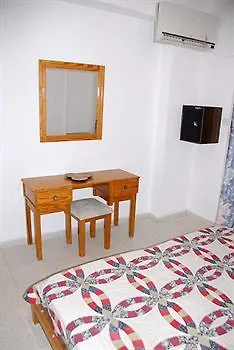 *****  לרנקה Palm Sea Beach Hotel Apartments קפריסין