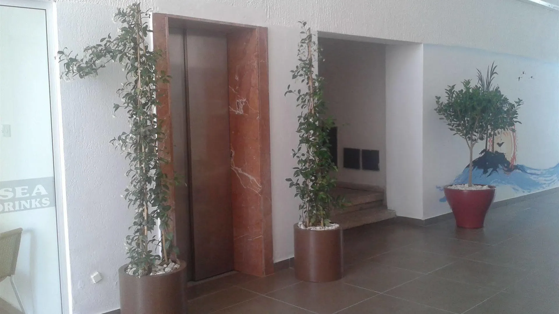 *****  לרנקה Palm Sea Beach Hotel Apartments קפריסין