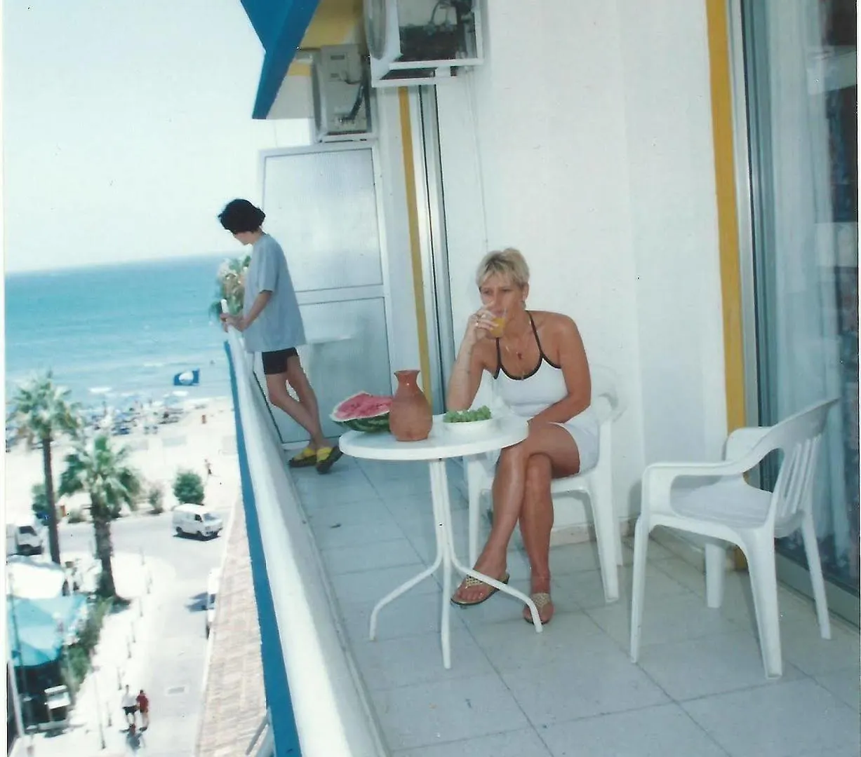לרנקה Palm Sea Beach Hotel Apartments